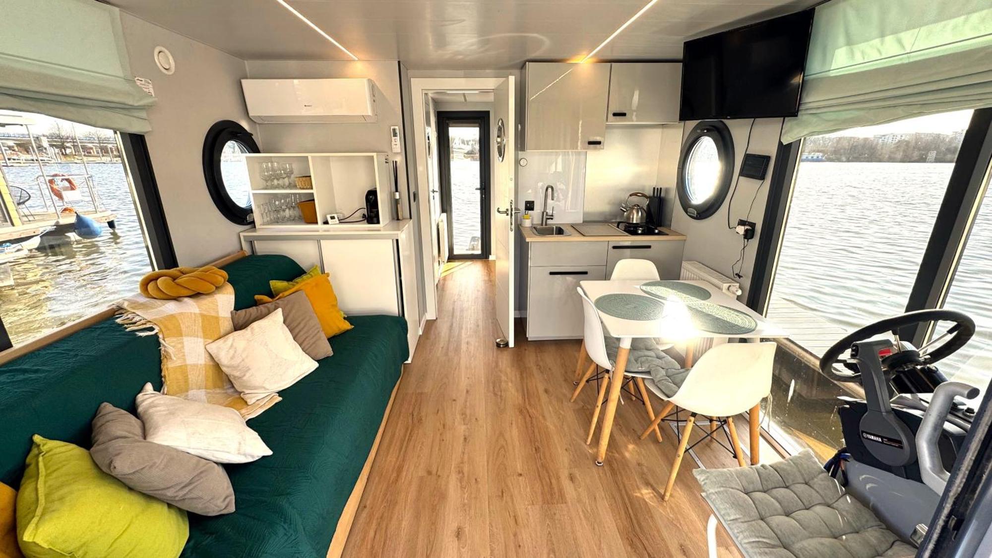Апартаменты Houseboat Water Boy Apartament Plywajacy Dom Na Wodzie Lodz Вроцлав Экстерьер фото